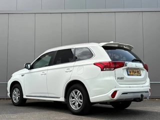 Mitsubishi Outlander Mitsubishi Outlander 2.4 PHEV - Apple CarPlay - Keyless - nap! - airco - trekhaak - - afbeelding nr 7