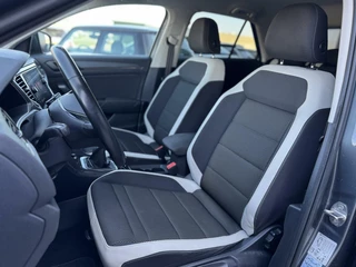 Volkswagen T-Roc Volkswagen T-Roc 1.5 TSI Sport AFN. HAAK*CAMERA*LED*VIRTUAL*ACC - afbeelding nr 15