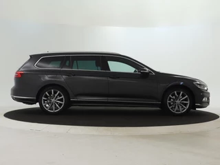 Volkswagen Passat Volkswagen Passat Variant 1.4 TSI ACT Highline Business R-LINE - afbeelding nr 5