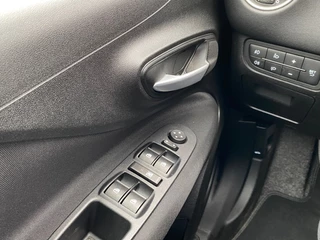 Fiat Punto Fiat Punto 0.9 TWINAIR LOUNGE 102 PK CLIMA CRUISE PDC LMV - afbeelding nr 17