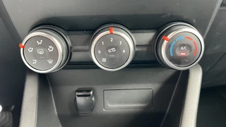 Renault Clio Renault Clio 1.0 SCe | Airco | Cruise - afbeelding nr 13