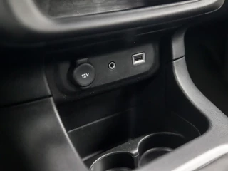 Citroën C3 (APPLE CARPLAY, NAVIGATIE, CAMERA, GETINT GLAS, SPORTSTOELEN, LM VELGEN, CRUISE, NIEUWE APK, NIEUWSTAAT) - afbeelding nr 24