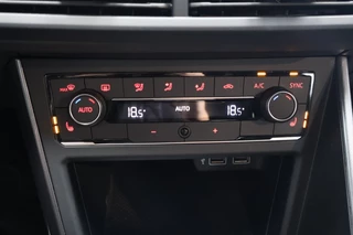 Volkswagen Polo Volkswagen Polo 1.0 TSI R-Line Highline | ACC | Virtual Cockpit | Camera - afbeelding nr 19