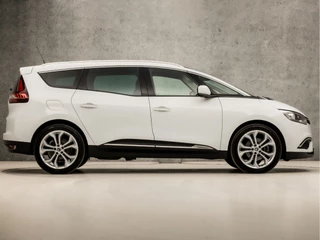 Renault Grand Scénic Renault Grand Scénic 1.2 TCe Deluxe 7 Persoons (PANORAMADAK, APPLE CARPLAY, VIRTUAL COCKPIT, NAVIGATIE, CLIMATE, STOELVERWARMING, SPORTSTOELEN, GETINT GLAS, CRUISE, NIEUWE APK, NIEUWSTAAT) - afbeelding nr 4