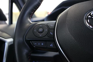 Toyota RAV4 Toyota RAV4 2.5 Plug-in Hybrid AWD // 12-2022 - Trekhaak - Camera - Elek. bestuurderstoel - Stoelverwarming - HUD - Navi - CarPlay & Android Auto - afbeelding nr 18