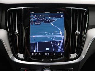 Volvo S60 Volvo S60 T6 PLUG-IN HYBRID LONG RANGE PLUS DARK SCHUIFDAK HARMAN KARDON 3 - afbeelding nr 27