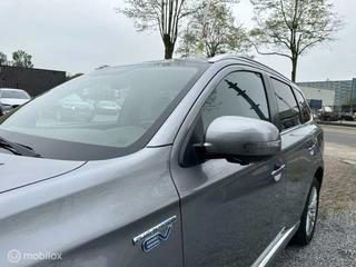 Mitsubishi Outlander Mitsubishi Outlander 2.4 PHEV Intense+ Leer Trekh. 360°Cam Stuur-\stoelverw. Carplay etc. - afbeelding nr 26