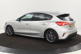 Ford Focus Ford Focus 1.0 EcoBoost ST Line X | Stoel & stuurverwarming |  Trekhaak | Adaptive cruise | Full LED | Carplay | Navigatie | Keyless - afbeelding nr 2