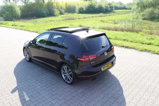 Volkswagen Golf Volkswagen Golf 1.4 TSI GTE  Leder | Panoramadak | 204pk Hybride Power | stoelverwarming adaptive cruise uitstraling! - afbeelding nr 31