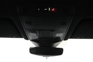 Volkswagen T-Roc Volkswagen T-Roc 1.5 TSI Sport | Virtual Cockpit | Camera | Navi | - afbeelding nr 32