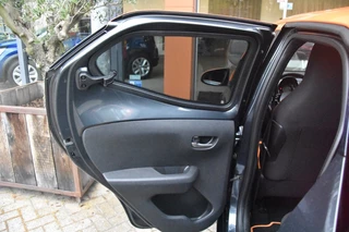Toyota Aygo Toyota Aygo 1.0 VVT-I JBL - afbeelding nr 13