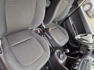 Hyundai i10 Hyundai i10 1.0i i-Motion 5-drs Airco NL-auto - afbeelding nr 13