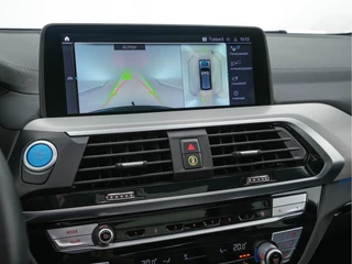 BMW iX3 BMW iX3 High Executive 80 kWh [ 3-Fase ] (INCL-BTW) *PANO | LUXURY-LEATHER | FULL-LED | DAB | CARPLAY | ADAPTIVE-CRUISE | DIGI-COCKPIT | BLINDSPOT | HARMAN/KARDON-SOUNDSYTEM | HEAD-UP | KEYLESS | TOP-VIEW | SPORT-SEATS | TOWBAR  | . - afbeelding nr 16