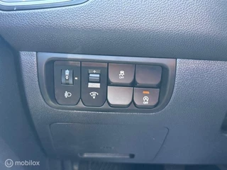Kia Rio Kia Rio 1.2 CVVT DynamicLine 5 deurs , Navigatie & Camera , Bleutooth , Cruise controle , Sport velgen , Deurvergrende ling met afstand bediening - afbeelding nr 26