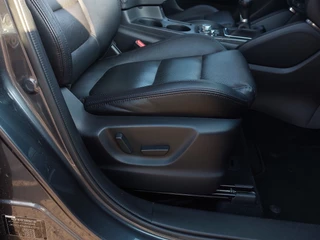 Mazda CX-5 2.0 SkyActiv-G 165pk 2WD Skylease GT | Origineel NL | Navi | Clima | Cruise | Leder+Verwarmd+Elek.Verstel | Keyless Entry | Dodehoek+Rijstrooksensor | Privacy Glass | 19''lm | Trekhaak - afbeelding nr 30