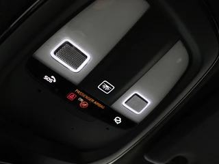 Volvo XC40 Volvo XC40 EXTENDED RANGE (SINGLE) PLUS STOELVERWARMING GETINT GLAS - afbeelding nr 21