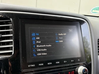 Mitsubishi Outlander Mitsubishi Outlander 2.4 PHEV - Apple CarPlay - Keyless - nap! - airco - trekhaak - - afbeelding nr 16