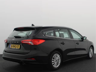 Ford Focus AUTOMAAT / TREKHAAK / FULL LED / KEYLESS / CARPLAY / NAVI / CLIMA / PDC / NL-AUTO - afbeelding nr 16