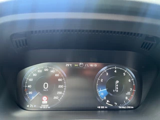 Volvo XC60 Volvo XC60 2.0 T5 MOMENTUM 250PK AUTOMAAT / TREKHAAK / CARPLAY - afbeelding nr 19