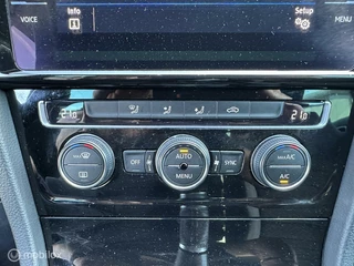 Volkswagen Golf Volkswagen Golf 1.0 TSI 2X R-Line vol! CLIMA*ADAPCR*CARPLAY* - afbeelding nr 54