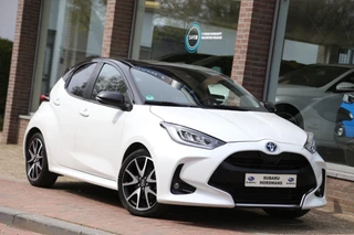 Toyota Yaris 1.5 Hybrid Executive Sport Bi-Tone Navi Carplay LED Camera