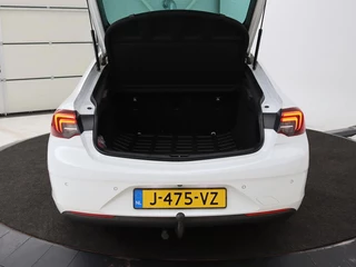 Opel Insignia Opel Insignia 1.5 CDTI Business Elegance |  Stoel & stuurverwarming | Trekhaak | Camera | Matrix LED | Carplay | Keyless | Navigatie - afbeelding nr 24