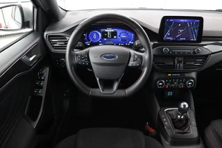 Ford Focus Ford Focus 1.0 EcoBoost ST Line X | Stoel & stuurverwarming |  Trekhaak | Adaptive cruise | Full LED | Carplay | Navigatie | Keyless - afbeelding nr 3
