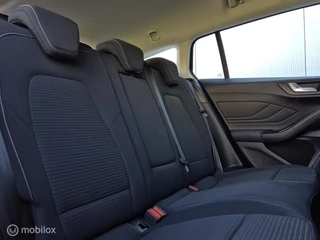 Ford Focus FORD FOCUS WAGON 1.5 ECOBLUE TITANIUM/KEYLESS/TREKHAAK/CAMERA/LED/CARPLAY - afbeelding nr 19