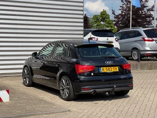 Audi A1 Audi A1 1.0 TFSI Design Airco Stoel verwarmd Trekhaak Leder Navi Tel Autom licht - afbeelding nr 8