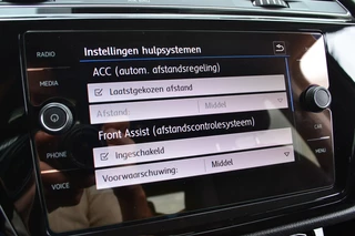Volkswagen Touran Volkswagen Touran 1.8 TSI DSG 180PK R-line Camera/Navi/LED - afbeelding nr 32