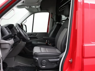 Volkswagen Crafter Volkswagen Crafter 2.0TDI 177PK DSG Automaat L3H3 | Navigatie | Camera | Airco | 3000Kg Trekhaak - afbeelding nr 19