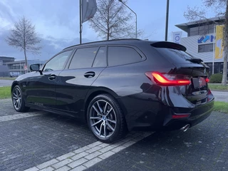 BMW 3 Serie PANO/HEAD-UP/ACC/LEER-SPORT/SFEER/CAMERA/KEYLESS/SHADOW-LINE/18