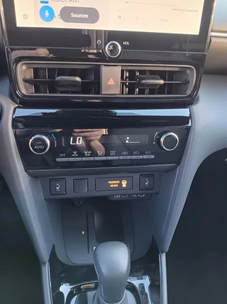 Toyota Yaris Cross Toyota Yaris Cross 1.5 Hybrid 130 Business Plus Groot Navi Stoel/Stuur verw. Apple Carplay Cruise/Clima - afbeelding nr 13