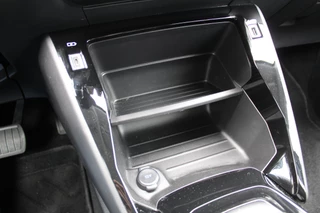 Peugeot e-208 Peugeot e-208 EV Active Pack 50 kWh | Navigatie | Origin NL | Parkeersensoren - afbeelding nr 25