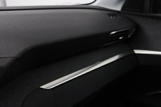 Peugeot 3008 Peugeot 3008 1.6 HYbrid 225 Allure | Stoelverwarming |  Carplay | Adaptive cruise | Full LED | Keyless | Camera | Navigatie | Dodehoek detectie | Half leder - afbeelding nr 26