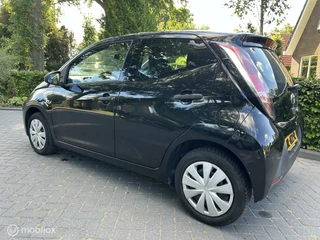 Toyota Aygo Toyota Aygo 1.0 VVT-i x - afbeelding nr 4