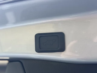 Toyota RAV4 Head-up display, 360 camera, Dodenhoekdetectie, JBL , All-in Rijklaarprijs - afbeelding nr 8