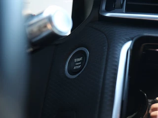 Land Rover Range Rover Velar Land Rover Range Rover Velar 2.0 P400e S I Leder I Meridian I Elektrische stoelverstelling - afbeelding nr 26