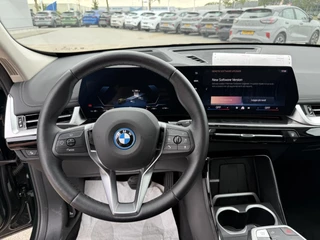 BMW iX1 BMW iX1 eDrive20 67 kWh 204pk | X-Line | Travel Pack  | Innovation Pack | Adaptieve cruise controle | HiFi System Harman Kardon | Panoramadak | Head up Display - afbeelding nr 16