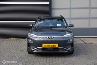 Hyundai Kona Hyundai Kona EV Premium 64 kWh + Trekhaak - afbeelding nr 3