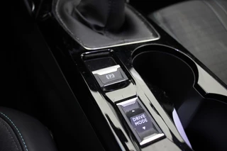 Peugeot 2008 Peugeot 2008 1.2 PureTech Allure - Carplay, Camera, Half Leer - afbeelding nr 19