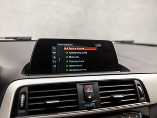 BMW 1 Serie Automaat (NAVIGATIE, CLIMATE, STOELVERWARMING, GETINT GLAS, SPORTSTOELEN, XENON, CRUISE, NIEUWE APK, NIEUWSTAAT) - afbeelding nr 26