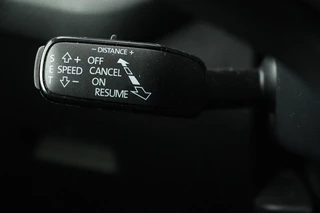 Škoda Octavia Skoda Octavia 1.4 TSI iV PHEV Style | Head-Up |  Stoelventilatie | Leder | Camera | Verwarmde achterbank | Carplay | Adaptive cruise | Full LED | Sfeerverlichting | Canton Sound - afbeelding nr 16