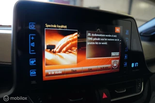 Toyota C-HR Toyota C-HR 1.8 Hybrid Style Ultimate, 28.885 KM!! - afbeelding nr 38