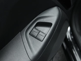 Toyota Aygo Toyota Aygo 1.0 VVT-i x-play Automaat | Carplay navigatie | Camera | Airco - afbeelding nr 24