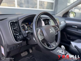 Mitsubishi Outlander Mitsubishi Outlander 2.0 PHEV X-Line Edition 5DRS NLSE AUTO AIRCO ACHER UITRIJCAMERA - afbeelding nr 17