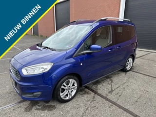 Ford Tourneo Courier 1.0 Titanium