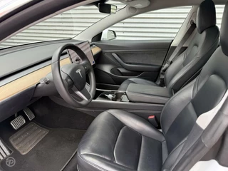 Tesla Model 3 Tesla Model 3 Standard RWD Plus 60 kWh Trekhaak Panoramadak Zwart Leder 18