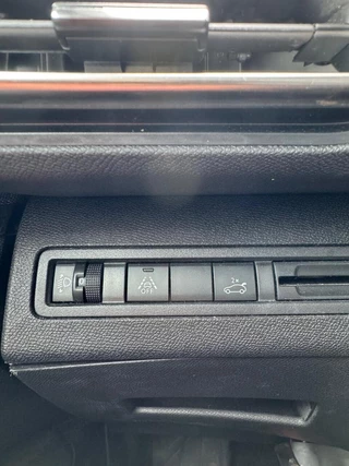 Peugeot 3008 Peugeot 3008 1.2 PureTech Blue Lease Allure|Trekhaak|Camera|Navi|Keyless| - afbeelding nr 29