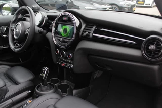 MINI Cooper MINI Cooper Mini 1.5 60 Years Edition / Panoramadak / Head-up / Leder / Harman Kardon / 17'' / Navigatie / DAB / Cruise Control - afbeelding nr 13